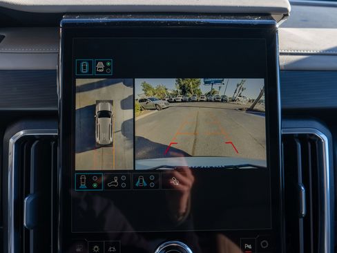 New 2026 GMC Acadia Elevation w/ Elevation Premium Package image 17