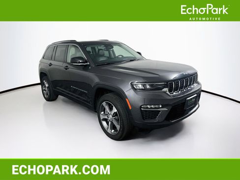 Used 2023 Jeep Grand Cherokee 4WD 4xe image 1