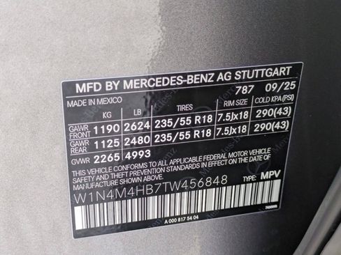 New 2026 Mercedes-Benz GLB 250 4MATIC image 30