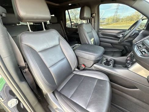 Used 2023 Chevrolet Tahoe Z71 w/ Luxury Package image 25