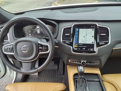 Certified 2022 Volvo XC90 T6 Inscription w/ Advanced Package image 13