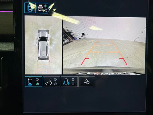 New 2026 GMC Acadia Denali Ultimate w/ LPO, Floor Liner Package image 11