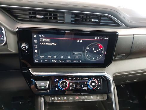 Used 2025 GMC Sierra 1500 Denali w/ Denali Reserve Package AWD/4WD image 21