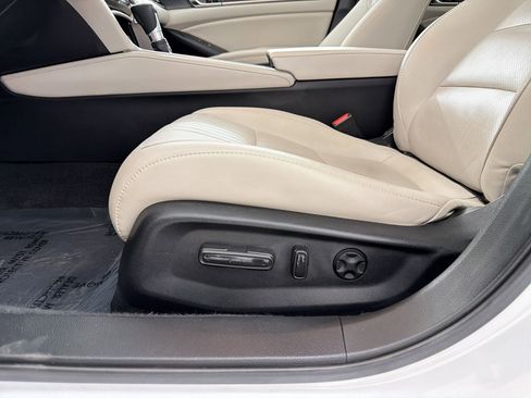 Used 2021 Honda Accord EX-L image 13