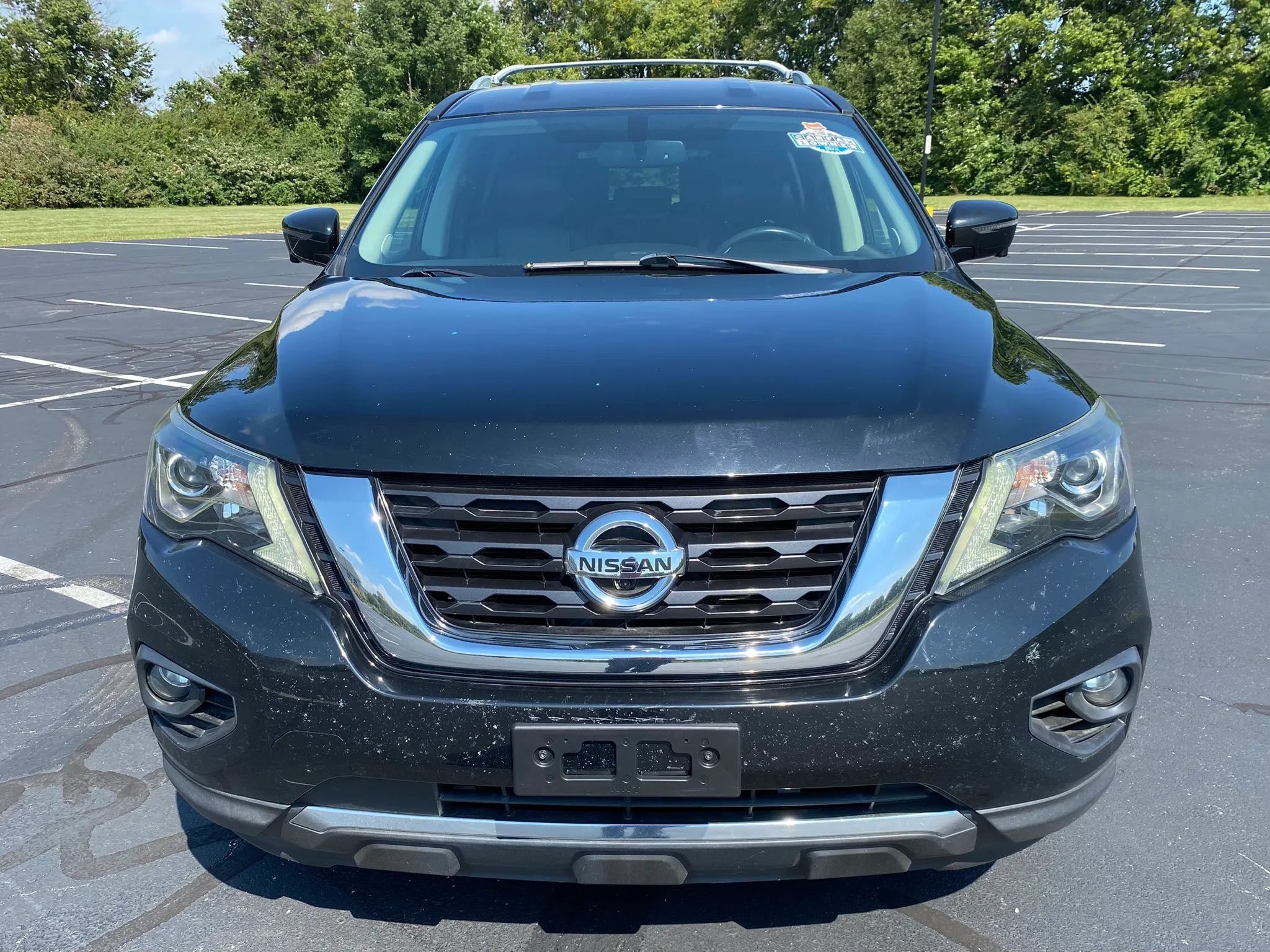 Used 2017 Nissan Pathfinder SL w/ SL Tech Package AWD/4WD image 2