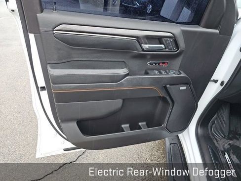 Used 2024 GMC Sierra 1500 AT4 w/ Technology Package image 35