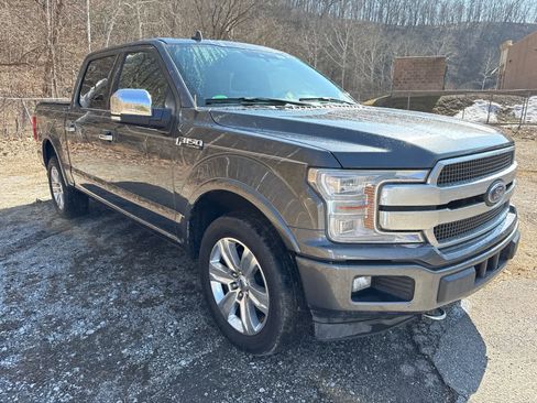 Used 2018 Ford F150 Platinum w/ Equipment Group 701A Luxury image 10