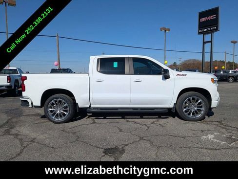 Used 2023 Chevrolet Silverado 1500 RST image 2
