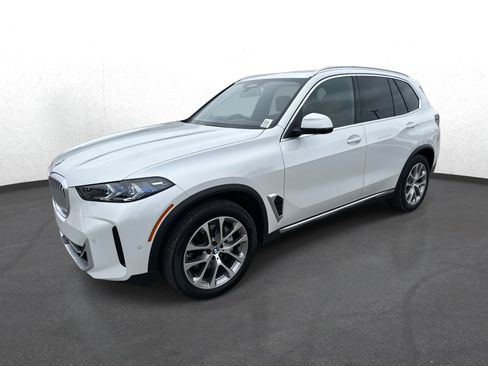 Used 2025 BMW X5 xDrive40i image 7