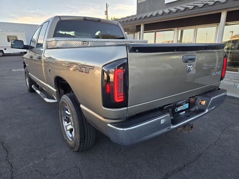 Used 2008 Dodge Ram 1500 Truck ST image 2