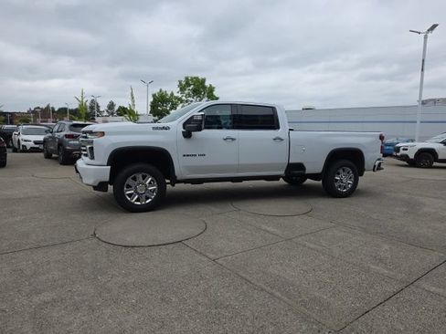 Used 2022 Chevrolet Silverado 3500 High Country w/ Z71 Off-Road Package AWD/4WD image 15
