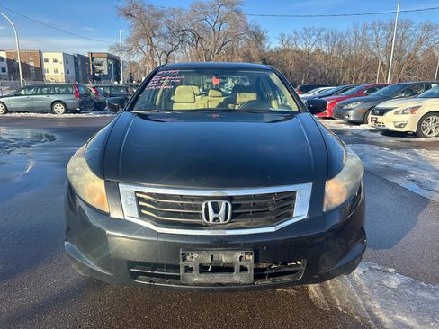 Used 2010 Honda Accord LX-P image 2