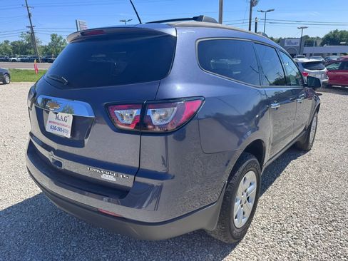 Used 2013 Chevrolet Traverse LS FWD image 6