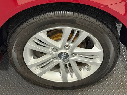 Used 2007 Hyundai Tiburon GS FWD image 18