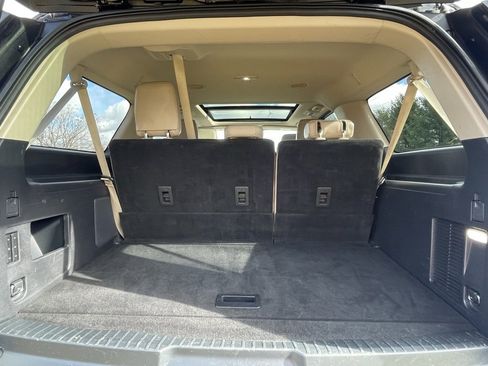 Used 2024 Ford Expedition Max Limited image 19