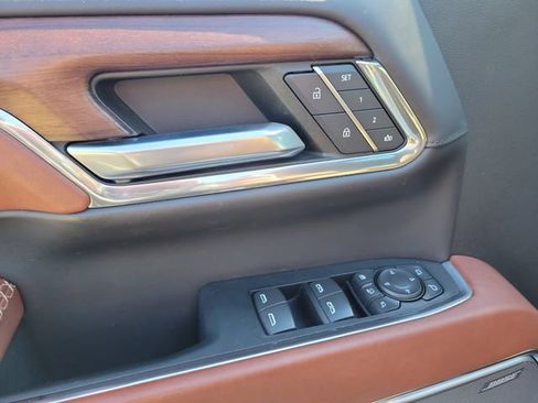 Certified 2024 GMC Sierra 2500 Denali Ultimate image 24