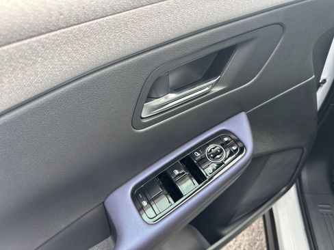 New 2026 Nissan Leaf SV+ FWD image 12