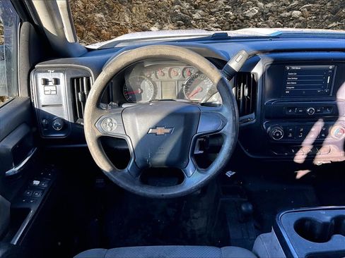 Used 2019 Chevrolet Silverado 2500 W/T w/ WT Convenience Package image 4