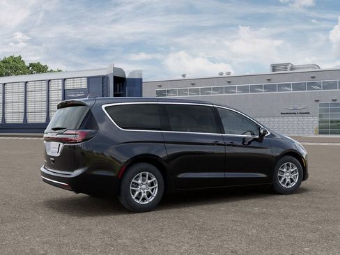 New 2027 Chrysler Pacifica Select FWD image 4