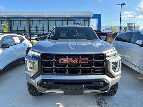 Used 2023 GMC Canyon AT4X image 2