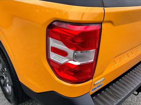 Used 2023 Ford Maverick XLT w/ XLT Luxury Package FWD image 29