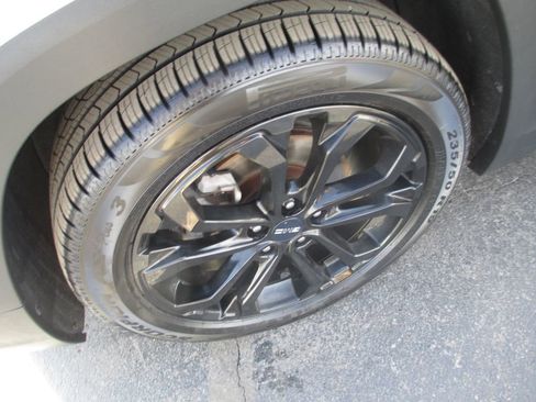 Used 2019 GMC Terrain SLT w/ Preferred Package image 13