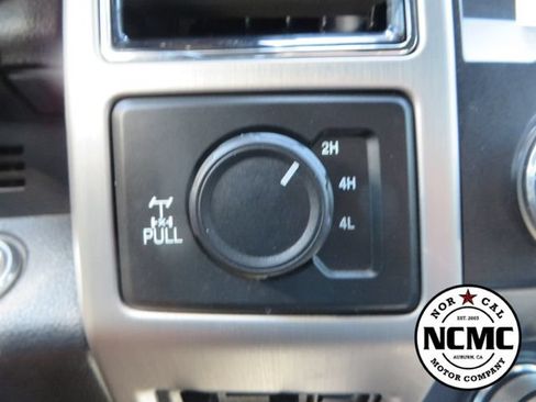 Used 2020 Ford F350 Platinum w/ FX4 Off-Road Package AWD/4WD image 36