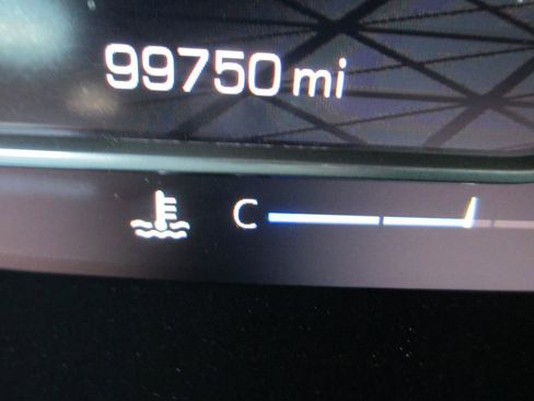 Used 2023 GMC Yukon Denali image 40