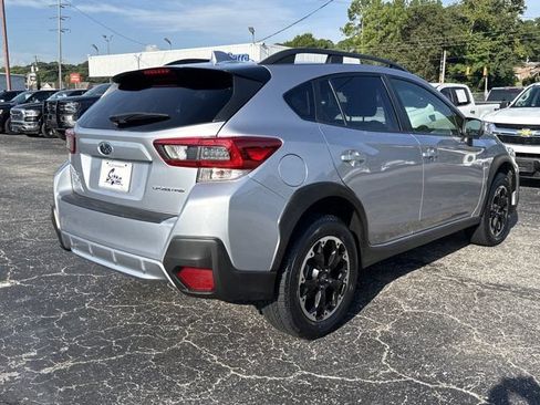 Used 2023 Subaru Crosstrek 2.0i Premium AWD/4WD image 3