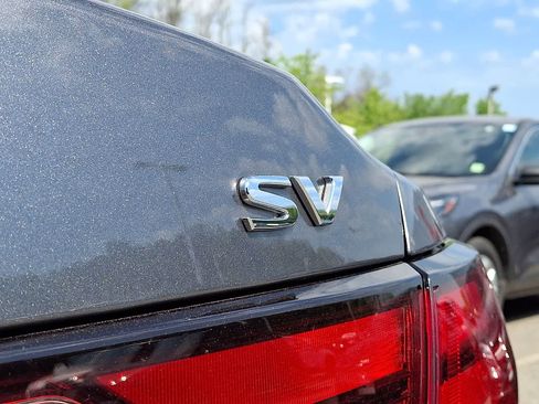 Used 2023 Nissan Sentra SV FWD image 31