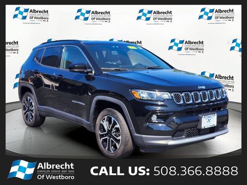 Used 2023 Jeep Compass Limited AWD/4WD image 7