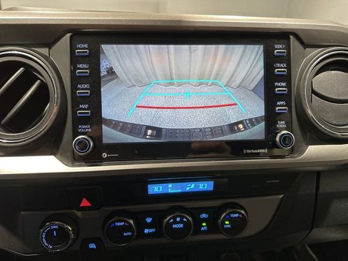Used 2022 Toyota Tacoma SR5 image 12