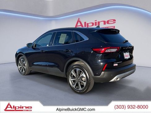 Used 2023 Ford Escape Platinum w/ Premium Technology Package image 3