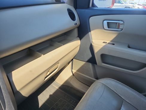 Used 2014 Honda Pilot Touring image 29