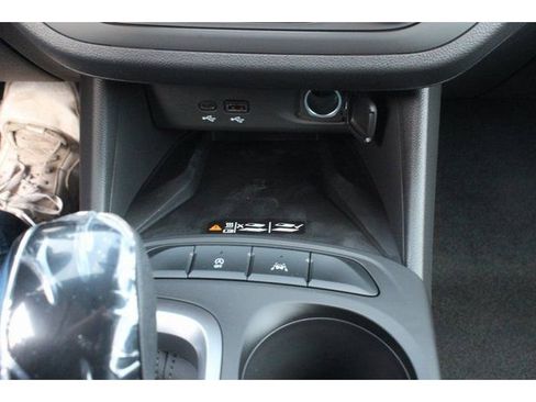 New 2026 Buick Envista Sport Touring w/ Convenience I Package FWD image 32