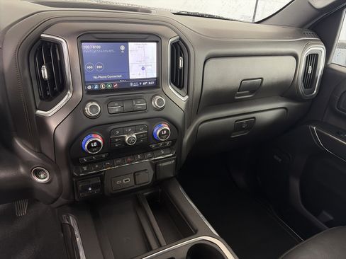Used 2023 GMC Sierra 2500 AT4 w/ AT4 Premium Plus Package AWD/4WD image 10