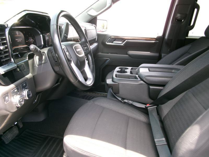 Used 2025 GMC Sierra 1500 Elevation AWD/4WD image 13
