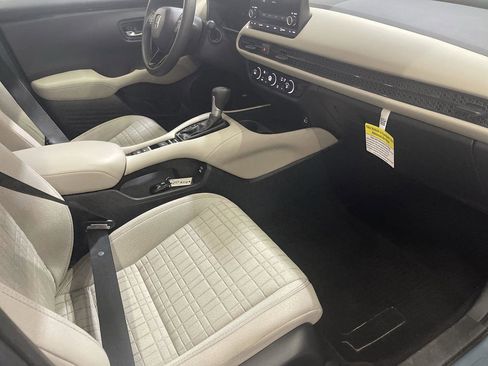 Certified 2025 Honda HR-V LX image 23