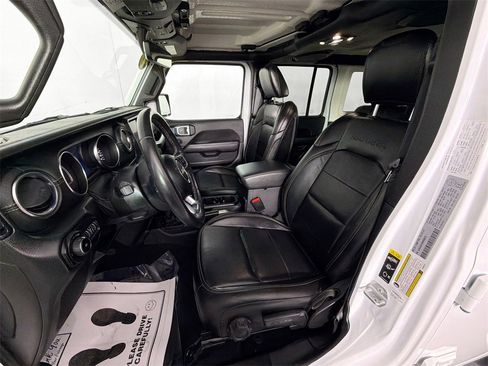Used 2021 Jeep Wrangler Unlimited Sahara w/ Uconnect 4C Nav & Sound Group image 21