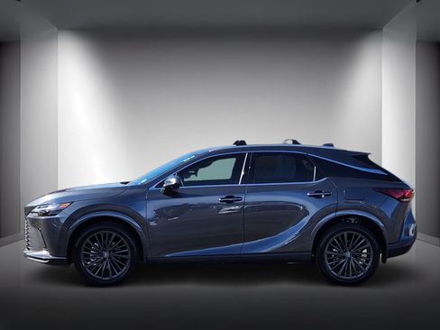 Used 2025 Lexus RX 350h w/ Convenience Package image 2