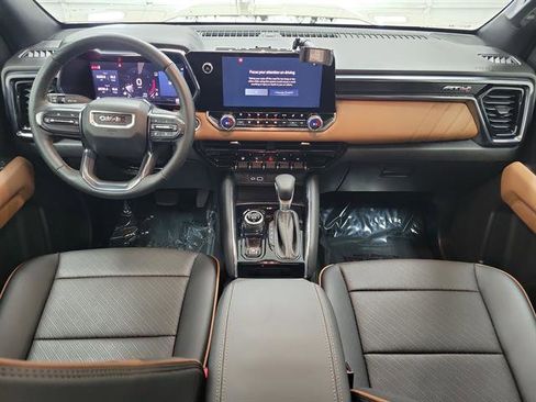 Used 2024 GMC Canyon AT4 w/ AT4 Premium Package image 12