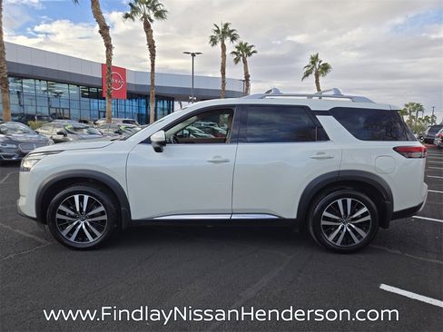 Used 2023 Nissan Pathfinder Platinum w/ Cargo Package image 3