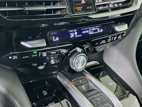 Used 2023 Acura MDX SH-AWD image 23