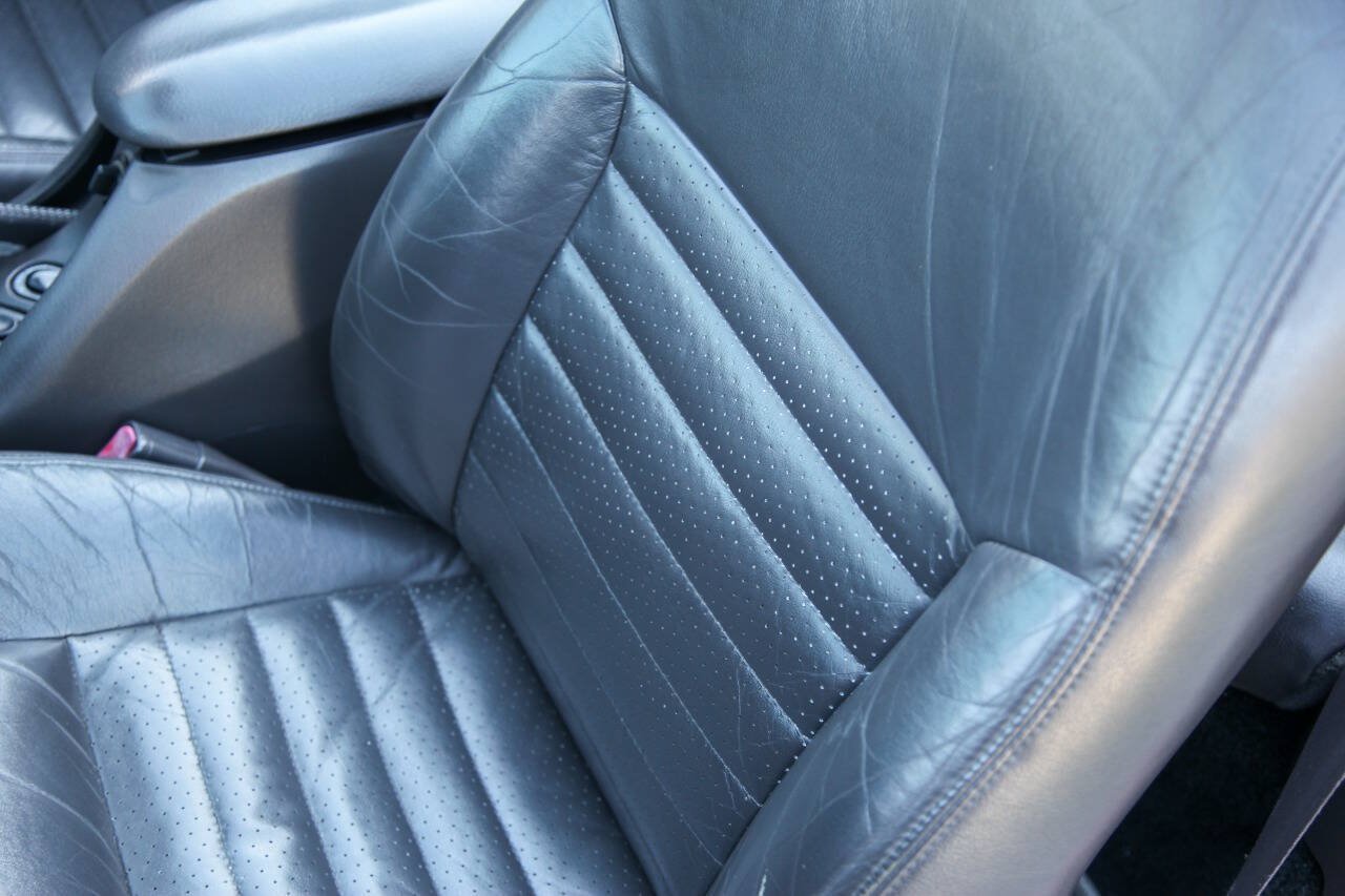 Used 1999 Ford Mustang Cobra RWD image 27