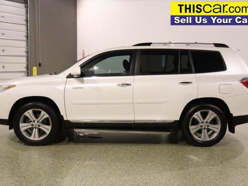 Used 2012 Toyota Highlander Limited w/ Tow Pkg FWD image 5