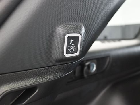 New 2025 Jeep Grand Cherokee Altitude RWD image 33