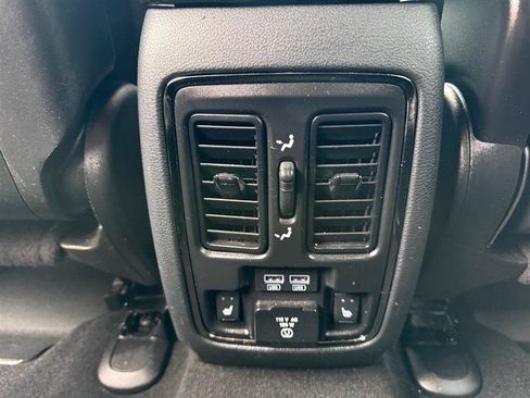 Used 2020 Dodge Durango GT image 25