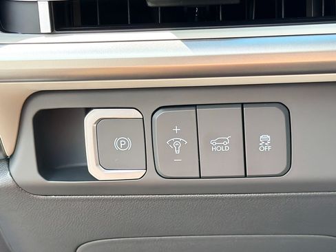 New 2026 Hyundai Santa Fe SE FWD image 32