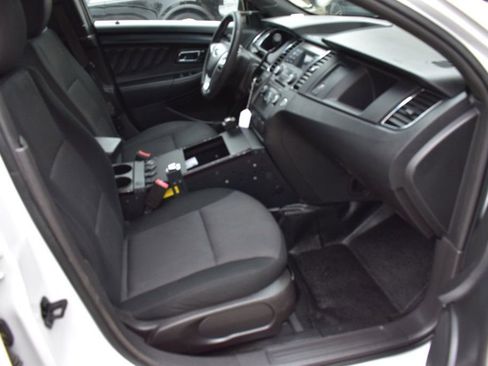 Used 2014 Ford Taurus Police Interceptor AWD image 16