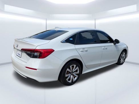 Used 2023 Honda Civic LX image 4